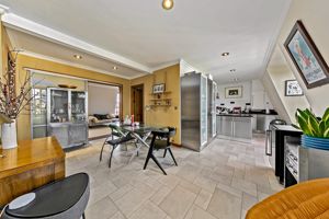 Kitchen Dining Room- click for photo gallery